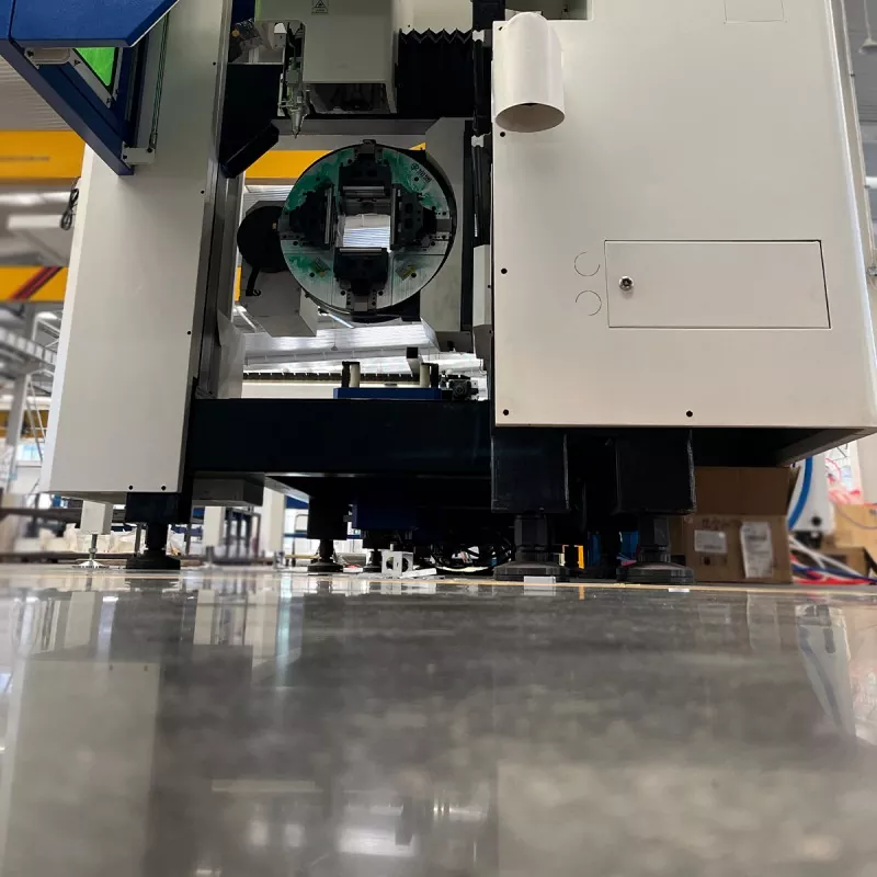 Semi-automatic Minimal Tail Fiber Laser Pipe Cutter